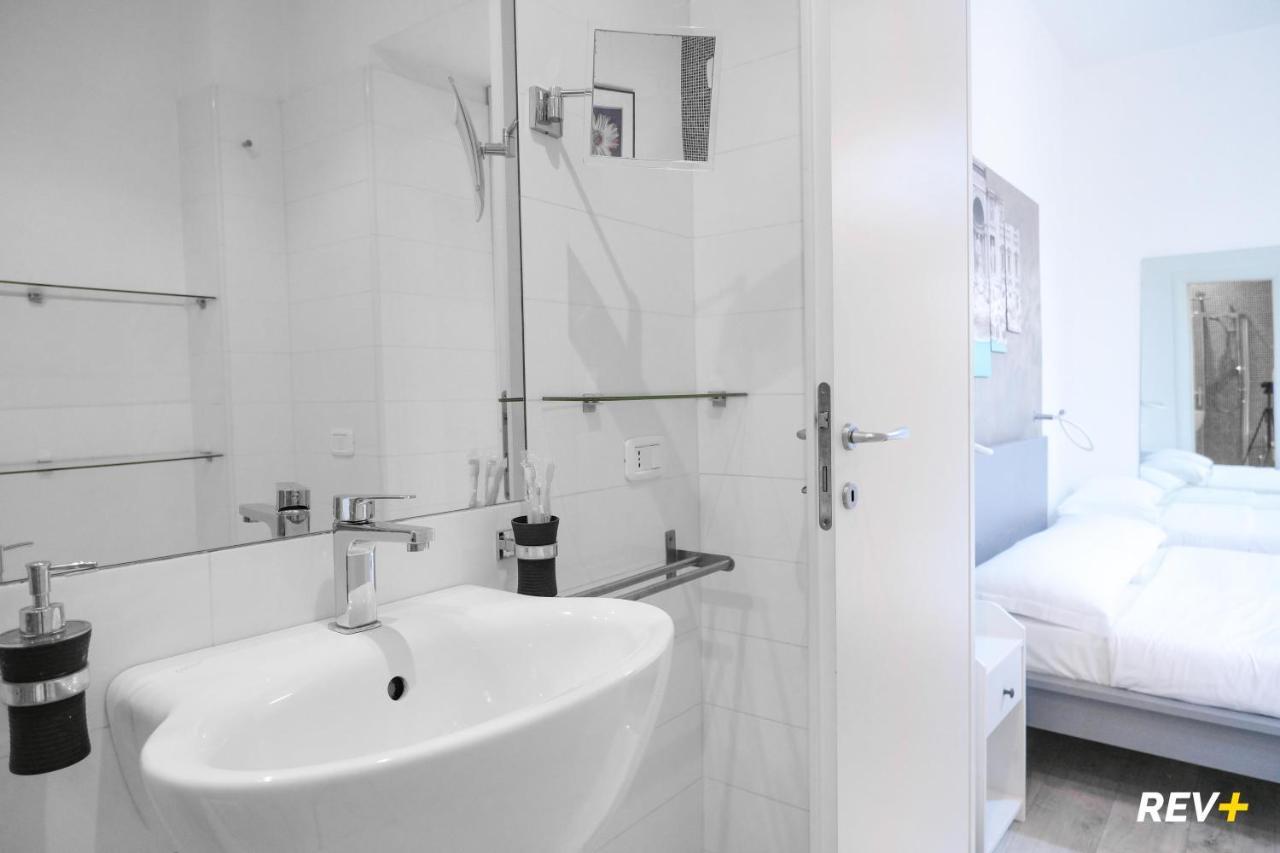 Viale Giulio Cesare Guest House Рим Екстер'єр фото